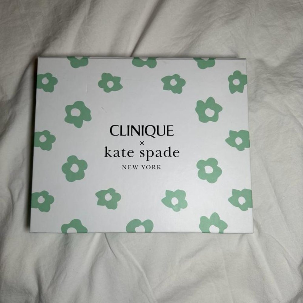 Clinique x Kate Spade New York Pop Plush Lip Gloss Limited Collection  - NEW!